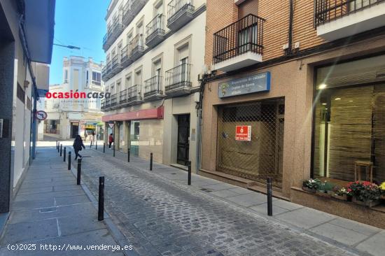  LOACAL COMERCIAL EN EL CENTRO - CORDOBA 