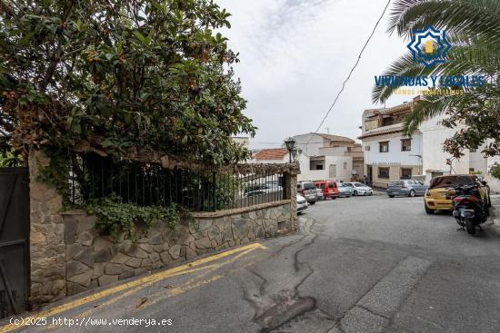 SOLAR DE 463M² EN BARRIO DE MONACHIL - GRANADA