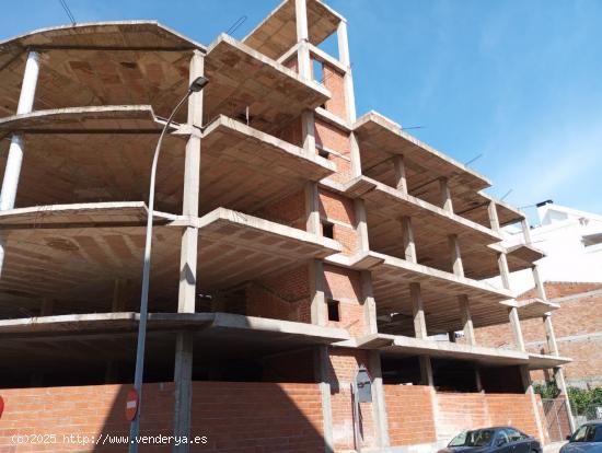 Edificio en construcción en Borriol - CASTELLON