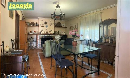 Se vende parcela con casa y piscina - CORDOBA