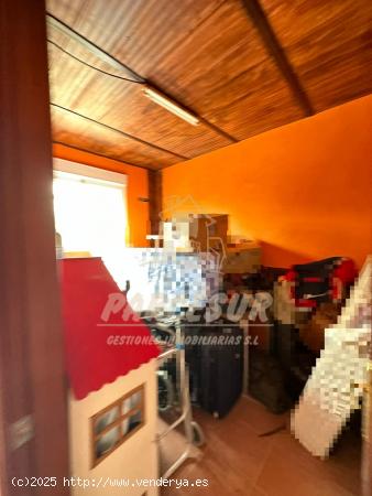 ZONA BARQUERA-  Parcela de terreno con pequeña casita-loft - CORDOBA