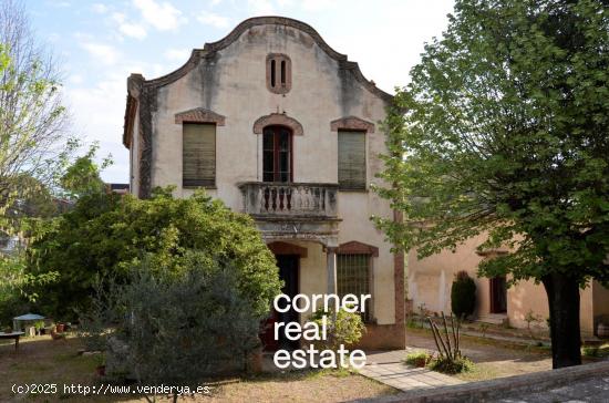 ¡Magnífica casa colonial, única en la zona! - BARCELONA