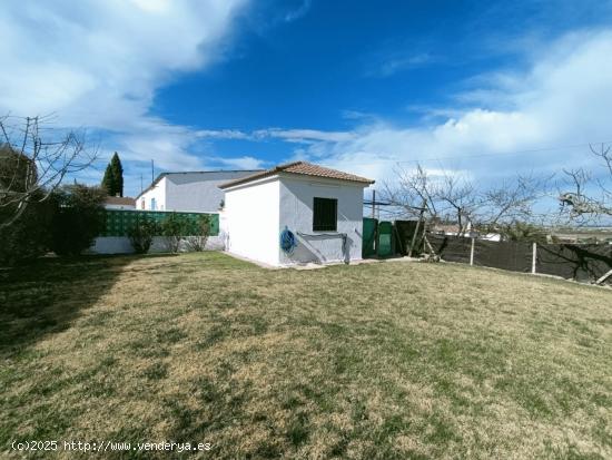 PARCELA DE CAMPO CON 4 CASAS Y DOS NAVES A 2 MINUTOS DE ANTEQUERA SALE A LA VENTA¡¡¡ - MALAGA