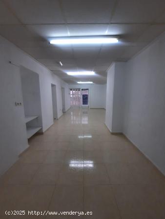 BAJO COMERCIAL EN CENTRO - CORREDERA DE LORCA - MURCIA