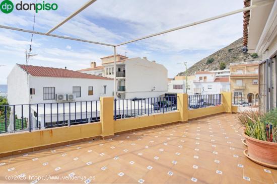 PRECIOSA CASA CON IMPRESIONANTES VISTAS AL MAR EN CASARONES (RUBITE) - GRANADA