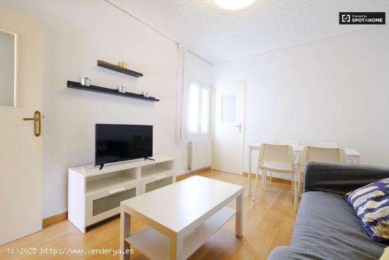  Bonito apartamento de 3 dormitorios en alquiler en Carabanchel - MADRID 