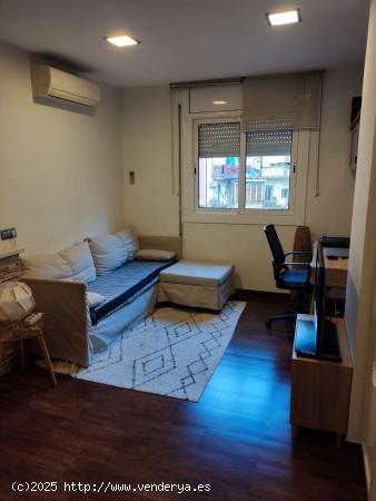  Apartamento entero de 1 dormitorio en Barcelona - BARCELONA 