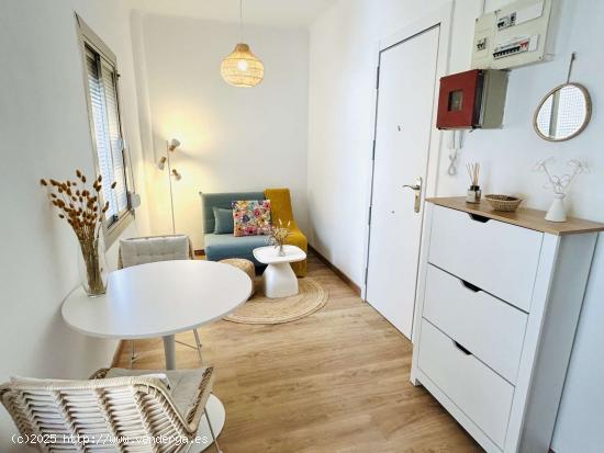  Apartamento entero de 1 dormitorio en Barcelona - BARCELONA 