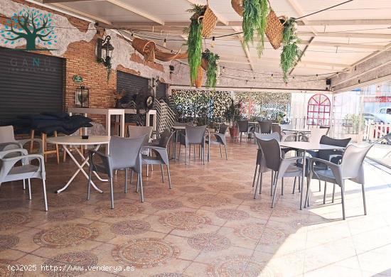 EXITOSO RESTAURANTE EN VENTA POR JUBILACIÓN - MURCIA