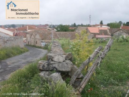 Solar urbano para construir chalets - SEGOVIA