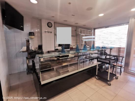 LOCAL COMERCIAL EN ALQUILER - BARCELONA