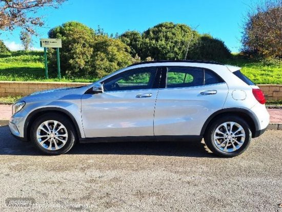 Mercedes Clase GLA GLA 200 CDI  GPS Piel LED  de 2016 con 72.000 Km por 20.900 EUR. en Granada