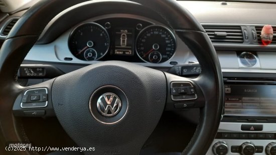 Volkswagen Passat 2.0 tdi bluemotion 143cv 6 velocidades highline de 2012 con 240.307 Km por 11.800 