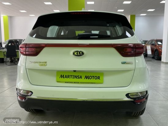 Kia Sportage 1.6 CRDi MHEV 85kW Business de 2020 con 30.000 Km por 21.800 EUR. en Malaga