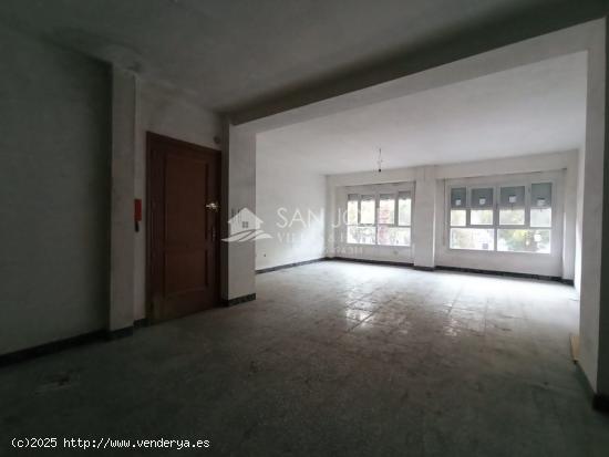 VENTA DE ENTRESUELO COMERCIAL / OPCION VIVIENDA - ALICANTE