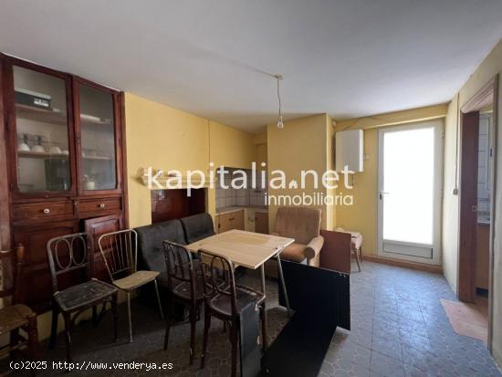 Piso en venta en Ontinyent recayente a Plaza Concepción - VALENCIA