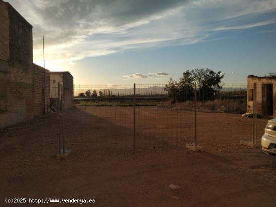 Solar de 360 m2, edificable el 100%, planta baja mas dos alturas - TARRAGONA