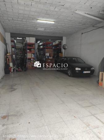  LOCAL COMERCIAL EN ZONA DE LA LLANTIA!!! - BARCELONA 