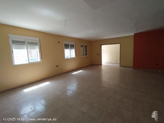 Pisos en venta en Calle Nuestra Señora Del Carmen, Planta Baj, 06880, Mérida - BADAJOZ