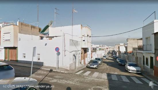 Chalet independiente en venta en Calle Granada, Pb, 06009, Badajoz - BADAJOZ