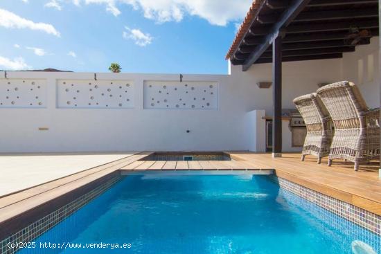 Impresionante villa con piscina privada - LAS PALMAS