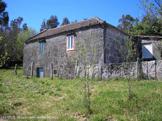 Casa de pueblo a reformar - PONTEVEDRA