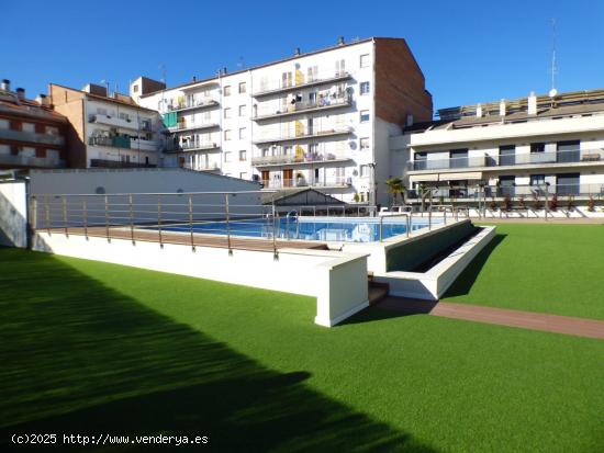 PLANTA BAJA CON TERRAZA PROPIA Y PISCINA EN VENTA EN MANRESA - BARCELONA