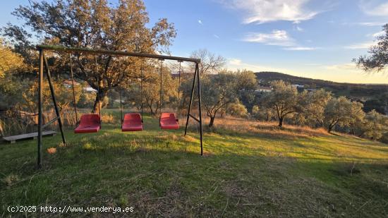 CHALET CON PISCINA Y OLIVOS EN POZOBLANCO - CORDOBA