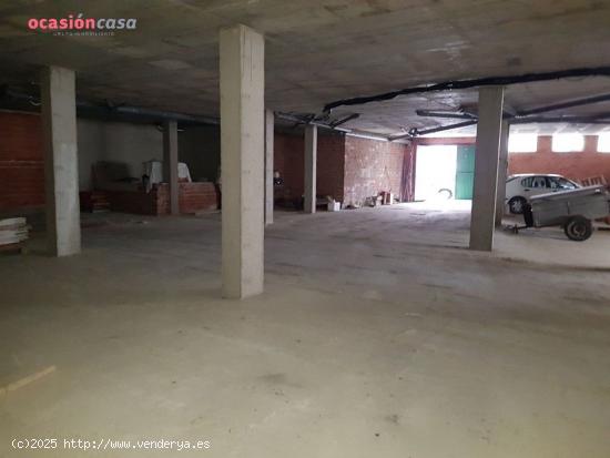 LOCAL COMERCIAL EN BRUTO - CORDOBA