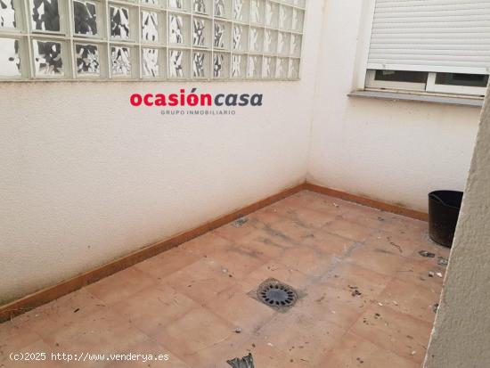 LOCAL COMERCIAL EN BRUTO - CORDOBA