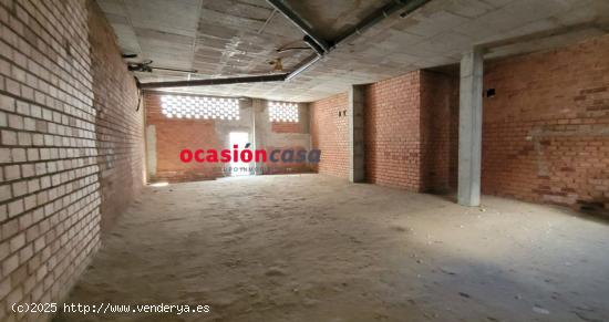 LOCAL COMERCIAL EN BRUTO EN POZOBLANCO - CORDOBA