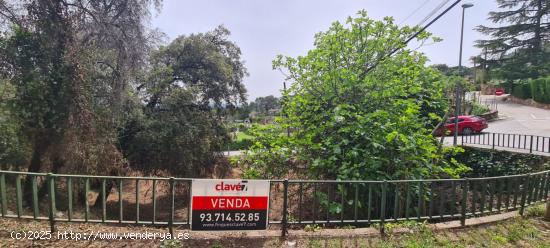  TERRENY EN VENDA A SANT FELIU DEL RACÓ - BARCELONA 