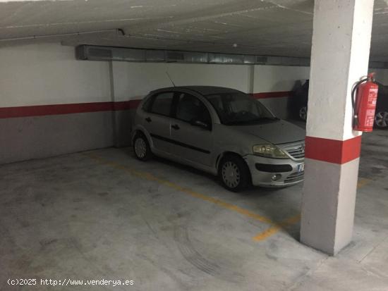 Se vende comoda plaza de parking en Guardamar - ALICANTE