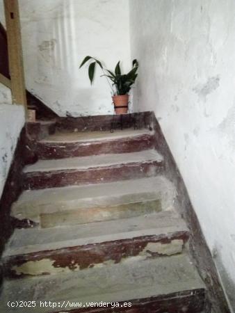 CASA PARA DERRIBAR EN EL CASCO ANTIGUO - CADIZ