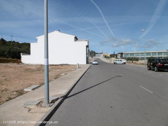 SOLAR URBANO EN VALL D´ALBA - CASTELLON