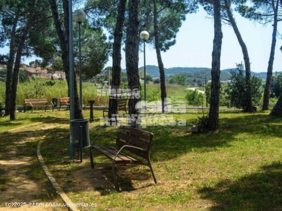 Parcela en venta en Mont-ras (Girona)