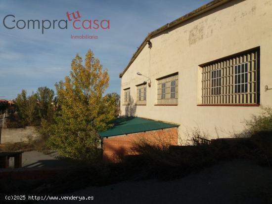 NAVE EN VENTA/ALQUILER.-.POLIGONO EL CERRO.-.SEGOVIA - SEGOVIA