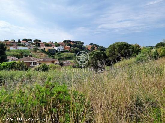  Fantástica parcela en venta en Calella - BARCELONA 