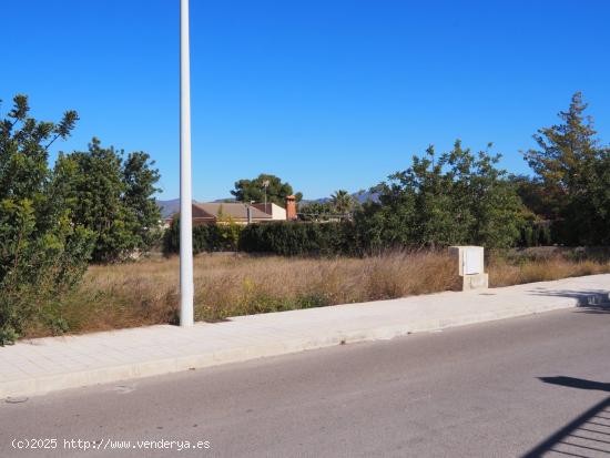 SUELO URBANO PARA CONST. DE ADOSADOS - VALENCIA