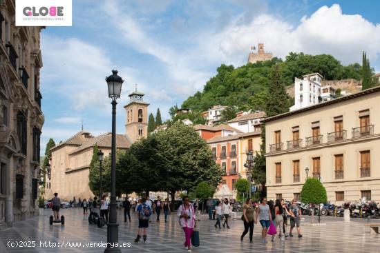 Traspaso o alquiler de pensión en el corazón del casco hisórico - GRANADA