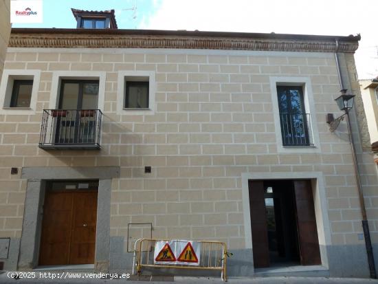 101- Magnífico edificio para inversores en el casco histórico de Segovia - SEGOVIA