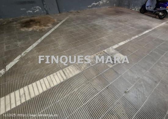 ¡¡¡PLAZA DE PARKING EN VINYETS!!!...GRAN TAMAÑO! - BARCELONA