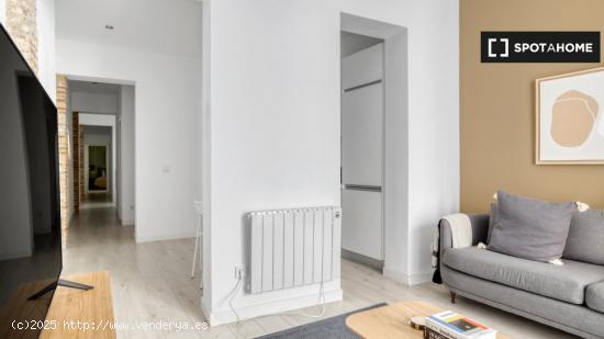 Apartamento de 2 dormitorios en alquiler en Madrid - MADRID