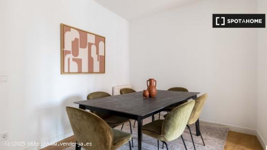 Apartamento de 2 dormitorios en alquiler en Madrid - MADRID