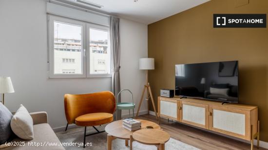 Apartamento de 3 dormitorios en alquiler en Imperial - MADRID