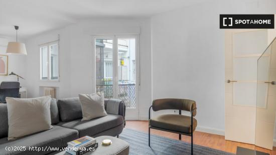 Apartamento de 2 dormitorios en Cuatro Caminos - MADRID