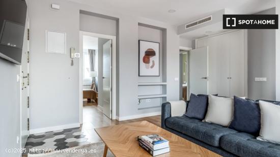 Apartamento de 3 dormitorios en alquiler en Guindalera - MADRID