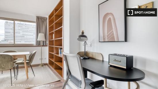 Apartamento de 2 dormitorios en alquiler en Argüelles - MADRID