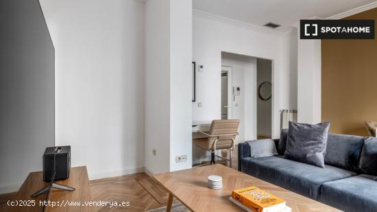 Apartamento de 2 dormitorios en alquiler en Salamanca - MADRID