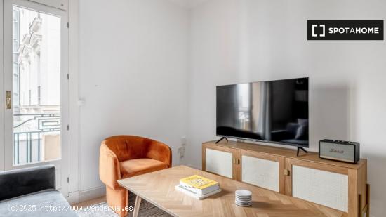 Apartamento de 2 dormitorios en alquiler en Salamanca - MADRID